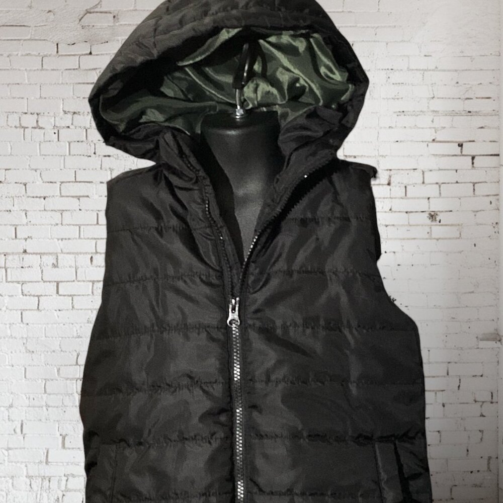 Black/Green Puffer Vest with Hood by Dip - Size Small